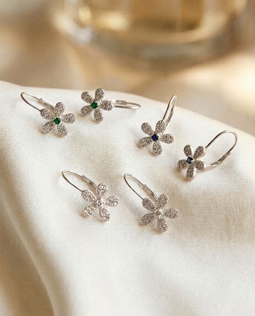 Aretes Flor de Luz en plata 925 — MARDAN JOYAS